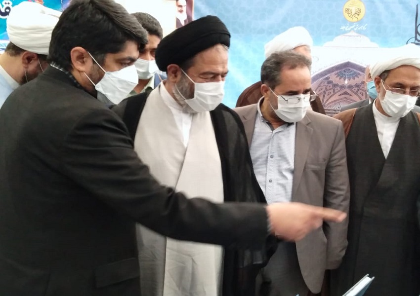 گزارش بازدید مسئولان، شخصیت های کشوری، حوزوی و علمی از غرفه مجتمع فقه، حقوق و قضای اسلامی در چهارمین روز نمایشگاه 11 WhatsApp Image 2021 10 28 at 10.57.20