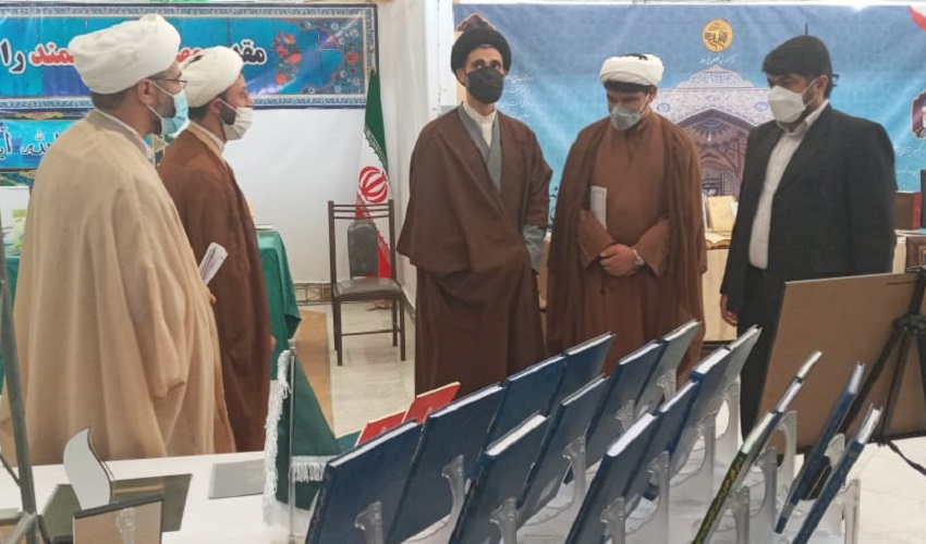 بازدید مدیر محترم حوزه های علمیه،اعضای محترم شورای عالی حوزه های علمیه، شخصیت های کشوری، حوزوی و علمی در پنجمین روز نمایشگاه 17 WhatsApp Image 2021 10 29 at 10.55.30